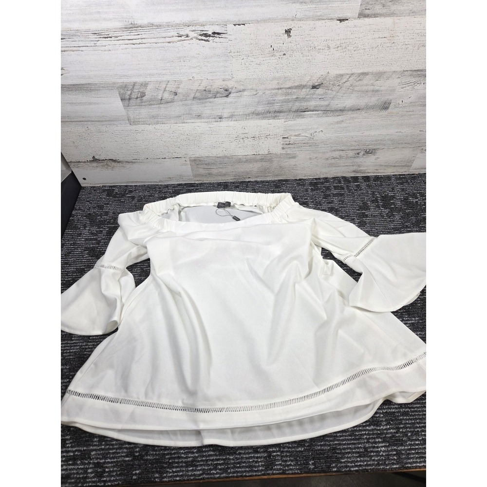 Essentials Milano Blouse Women M Eggshell Off-the-Shoulder Bell Sleeve 9974-B009